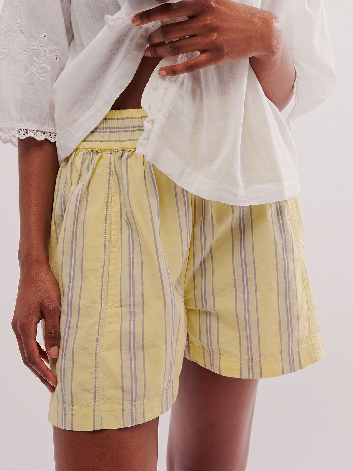 Leisure High Waist Pocket Trim Vertical Striped Resort Boxer Shorts