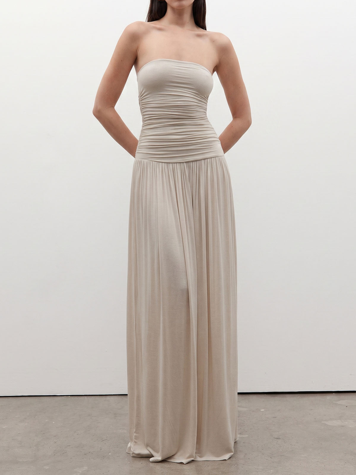 Minimalist Solid Color Strapless Resort Drop Waist Ruched Maxi Dress